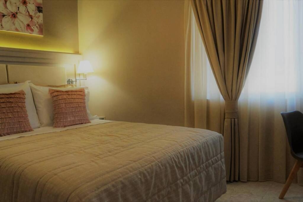 Remvi Deluxe Apartment 202 With Sea View 卡尔帕索斯 外观 照片